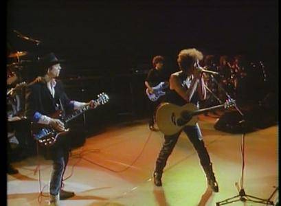 Bob Dylan with Tom Petty and Heartbreakers - Hard To Handle (1986)
