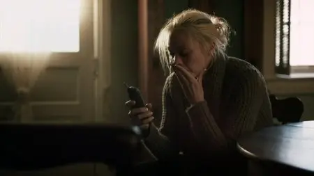 Lovely Molly (2011)