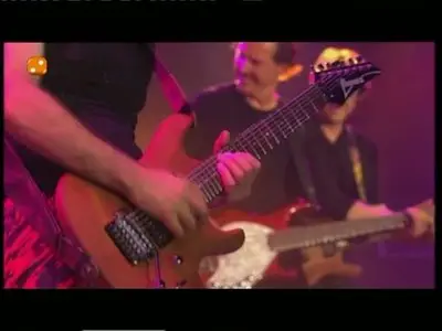 Joe Satriani - Montreux Jazz Festival 2002 (2007)