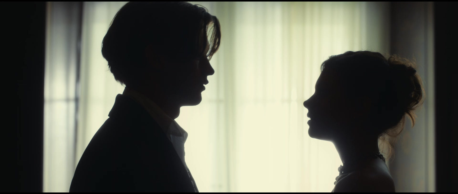 Maxton Hall - The World Between Us S01E03