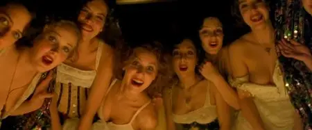 Rue des plaisirs / Street of Passion - by Patrice Leconte (2001)