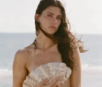 Courtney Allen by Jade Capaldi