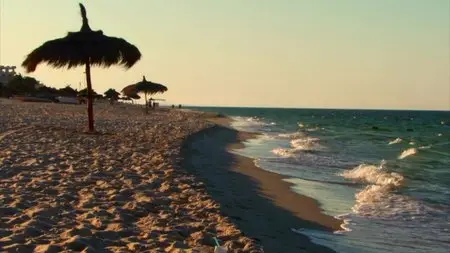 BBC - Panorama: Terror on the Beach (2015)
