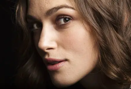 Keira Knightley - 'A Dangerous Method' Portraits at TIFF 11-09-2011