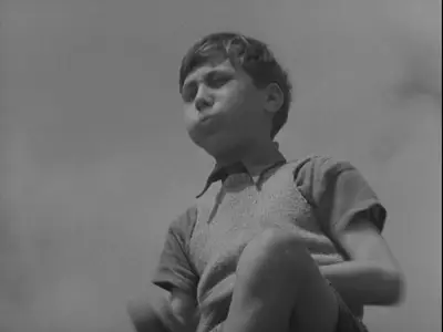 Hue and Cry (1947)
