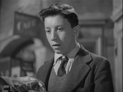 Hue and Cry (1947)