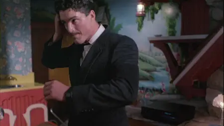 Aria (1987)