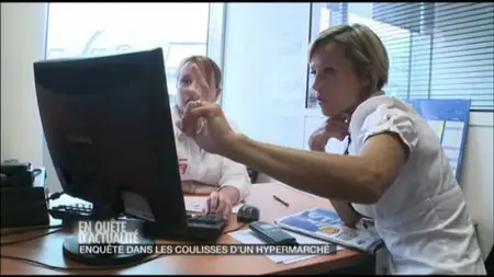 En quête d'actualité: Enquête dans les coulisses d'un hypermarché (2013)