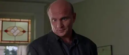 Valentine (2001)