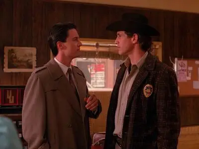 Twin Peaks S01E07