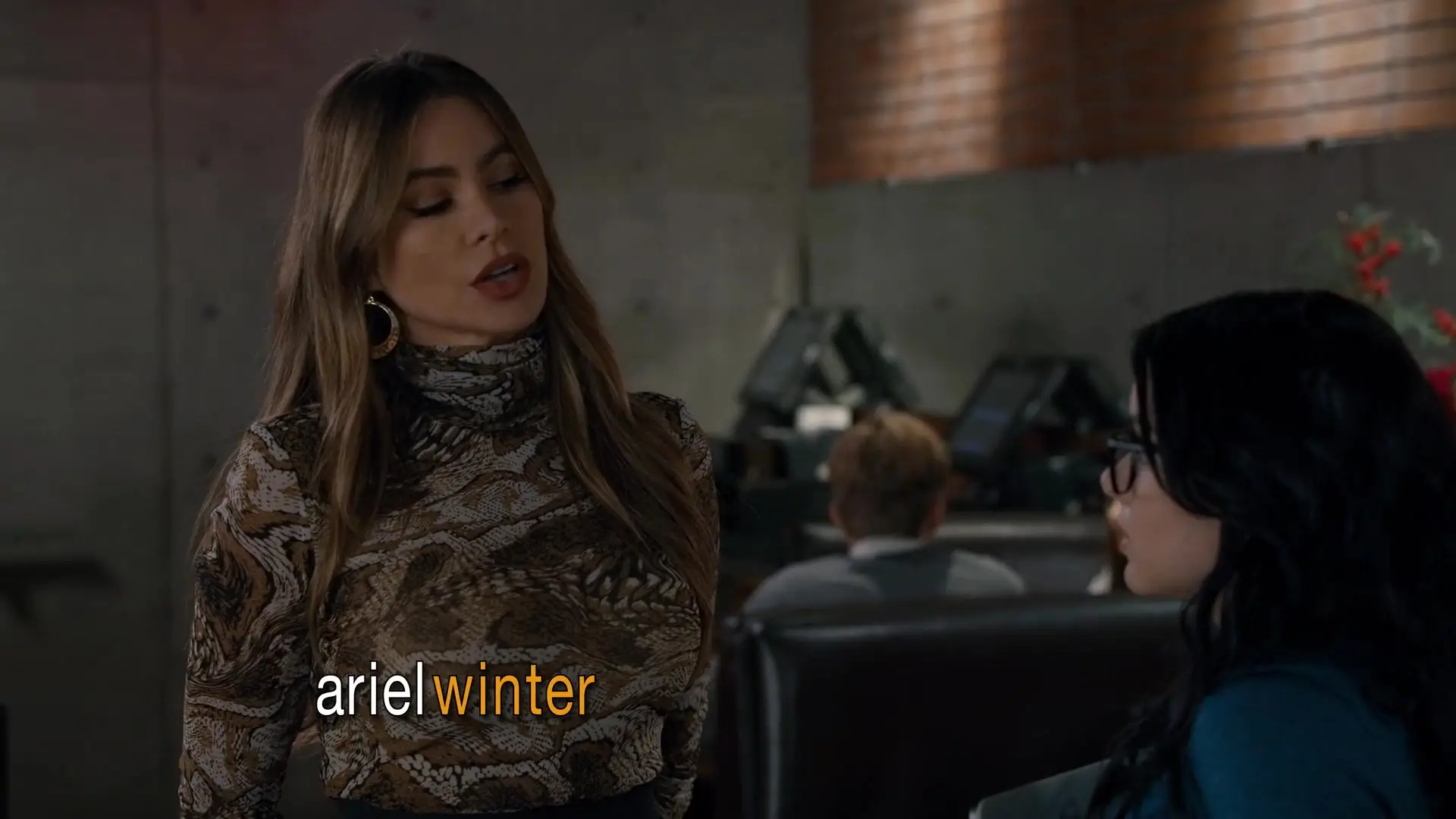 Modern Family S11E09