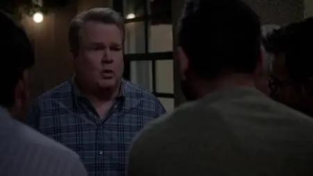 Modern Family S10E22