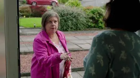 Two Doors Down S03E02