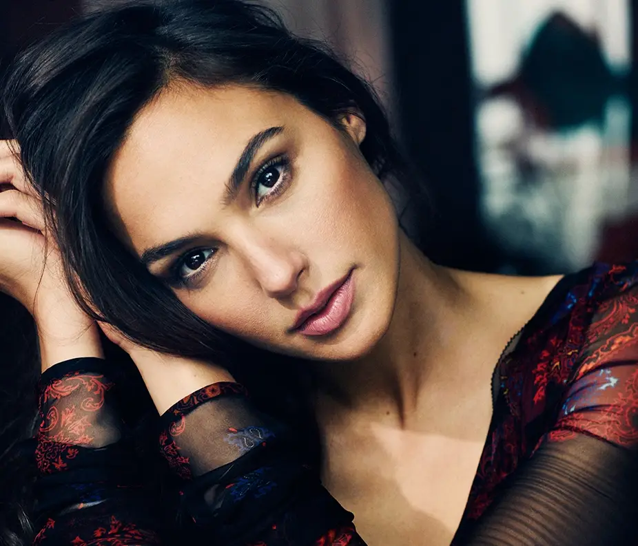 Gal Gadot by Marian Sell for Vogue Russia September 2015 / AvaxHome