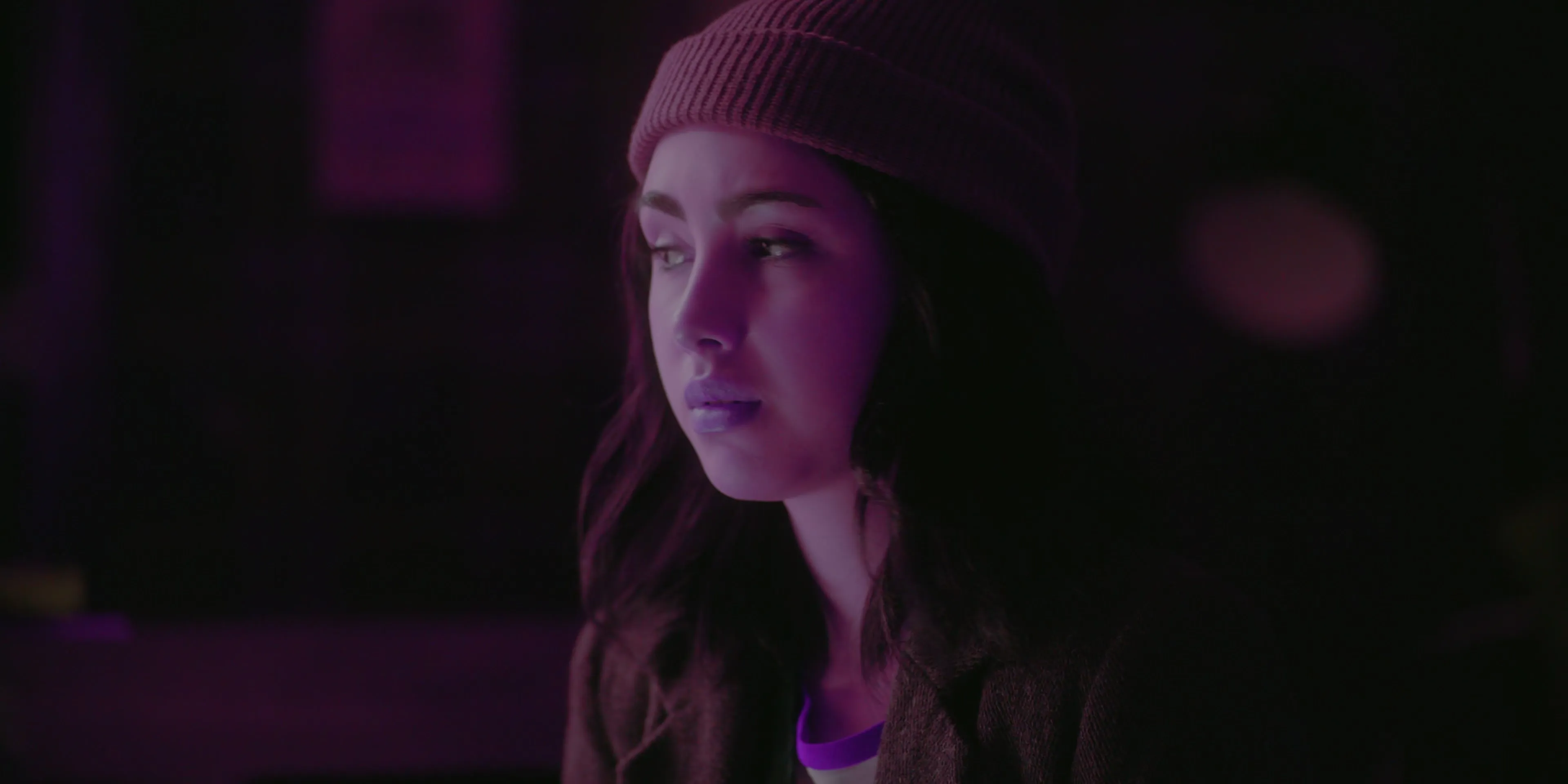 Home Before Dark S02E06