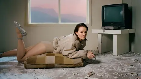 Kaitlyn Dever by Daria Kobayashi Ritch for GQ Hype 2025