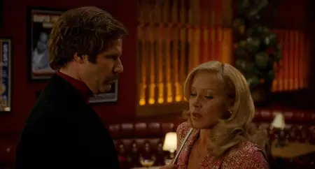 Anchorman: The Legend of Ron Burgundy (2004)