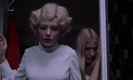 Daughters of Darkness / Les lèvres rouges (1971)