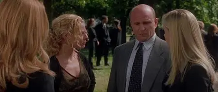 Valentine (2001)