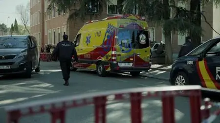 Des S01E05