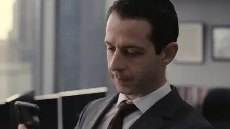 Succession S01E03