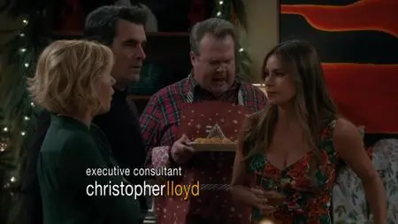 Modern Family S11E09