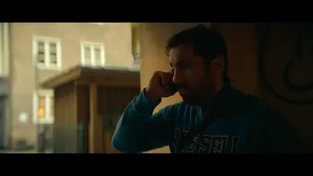 The Helicopter Heist S01E02