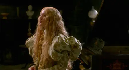 Crimson Peak (2015) + Extras & Commentary