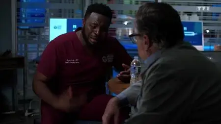 Chicago Med S08E01