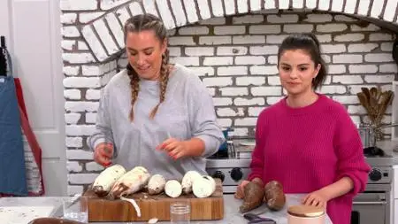 Selena + Chef S02E05