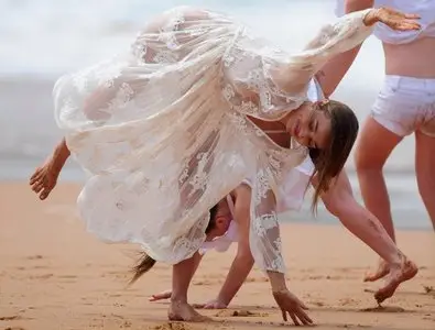 Miranda Kerr - 'Kora Organics' Photoshoot Candids in Sydney