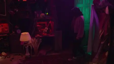 Growing Up S01E09