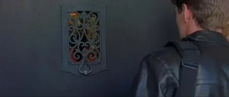 Valentine (2001)
