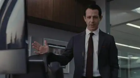 Succession S01E03