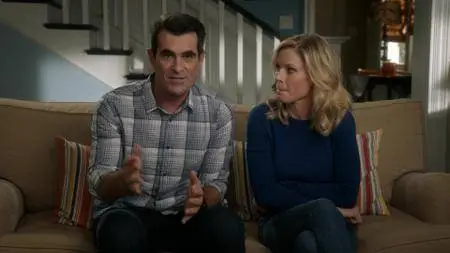 Modern Family S09E09