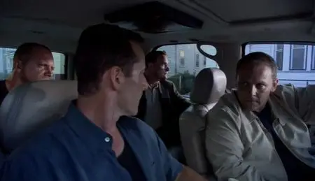 Brotherhood Saison 1 [11/11] (2006)