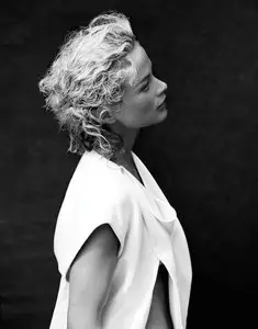 Carolyn Murphy by Cass Bird for Vogue Korea November 2012