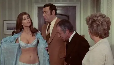 Carry on Girls (1973)