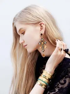 Anna Martynova (Анна Мартынова) by Alexandre Tabaste for Stylist #17 September 2013