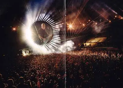 David Gilmour - Live At Pompeii (2017) {2xDVD9 NTSC Set Sony Music 88985467419}
