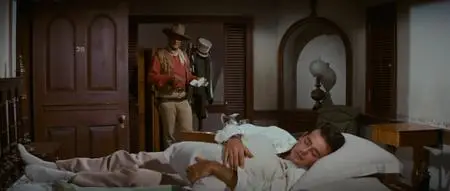 The Comancheros (1961)