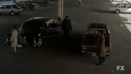 The Americans S01E04 (2013)