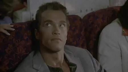 Commando (1985) [Director's Cut]