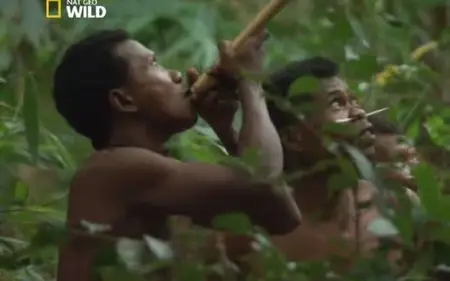 National Geographic Wild: Man Hunt, Kill To Survive