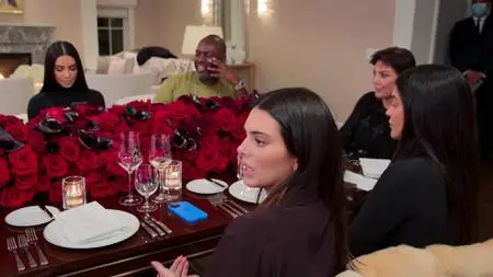 Keeping Up with the Kardashians S01E04