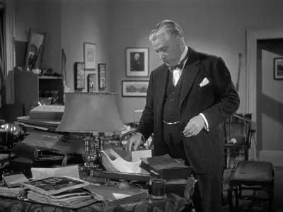 Sherlock Holmes in Washington (1943)