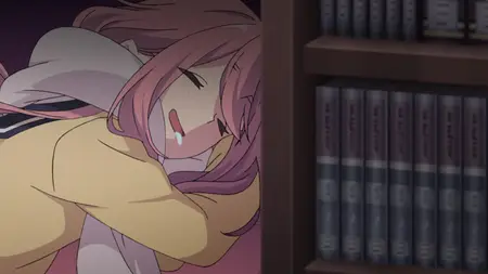 Yuru Camp 06 - Meat and Fall Colors and the Mystery Lake