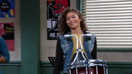 K.C. Undercover S03E18