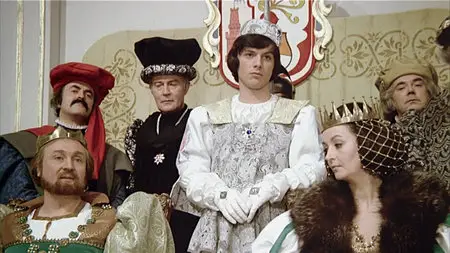 Tri orisky pro Popelku / Три орешка для Золушки (1973)