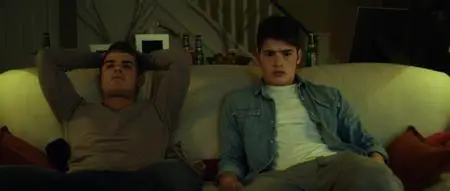 Don't Hang Up (2016)